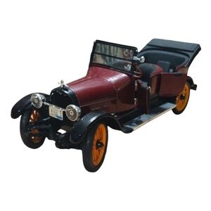 NWOB Signature 1917 REO Touring Burgundy 1:18 Scale Diecast Model!